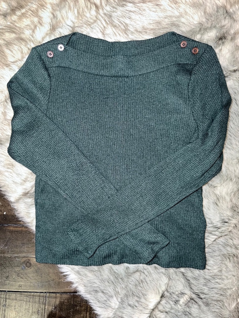🍃 MADEWELL // Boatneck Sweater with Button Details // Dark Green